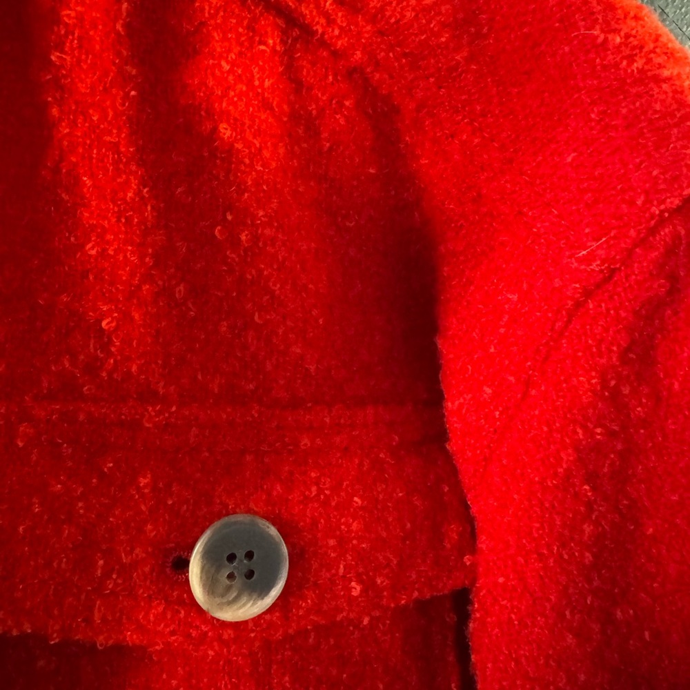 Red shacket - Picture 4 of 5